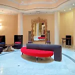 Occidental Alfonso V فندق ليون