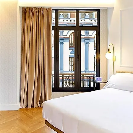 فندق Occidental Alfonso V 4*