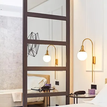 Occidental Alfonso V מלון 4*