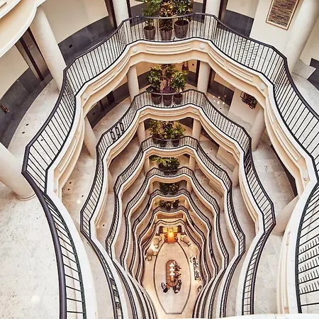 Hotel Occidental Alfonso V 4*