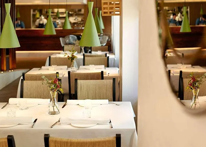 Occidental Alfonso V Hotel León