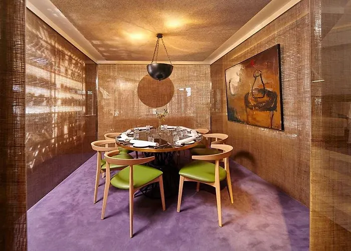 Hotel Occidental Alfonso V León