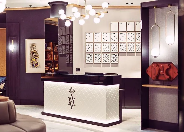 Occidental Alfonso V Szálloda 4*