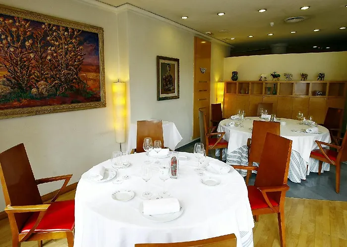 Hotel Occidental Alfonso V 4*