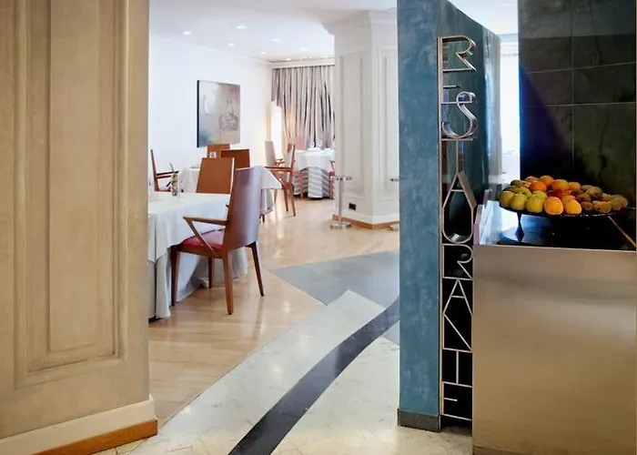 Occidental Alfonso V 4*