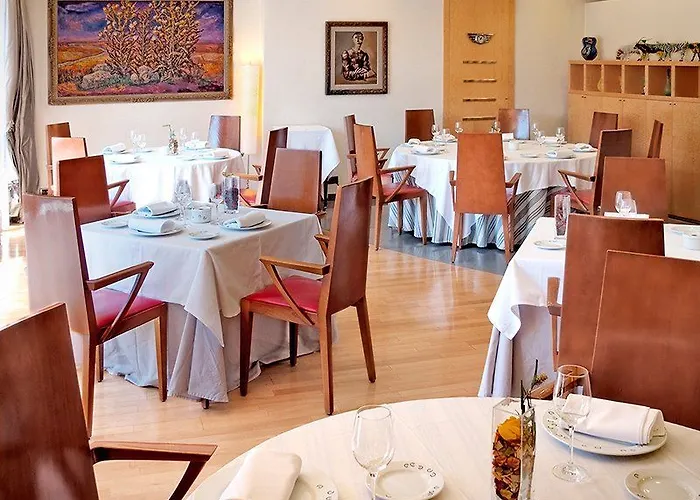 Occidental Alfonso V Hotel León