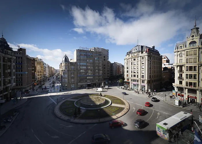 Occidental Alfonso V فندق ليون