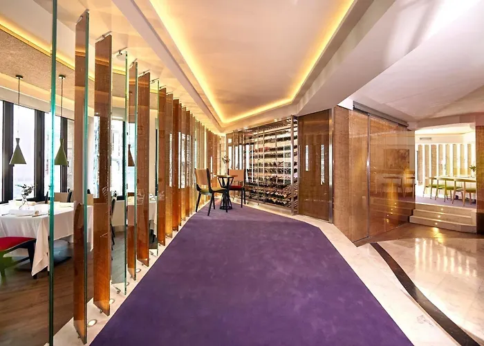 Occidental Alfonso V 4*